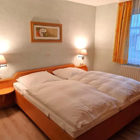 Graf Leoni Apartament *